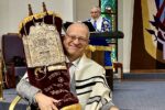 Temple Beth Shalom of the West Valley Rabbi Dana Kaplan with Torah 12.23.22